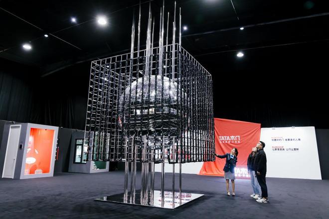 创造吉尼斯世界纪录荣誉！25岁的TATA木门如何继续更敢为？(图2)