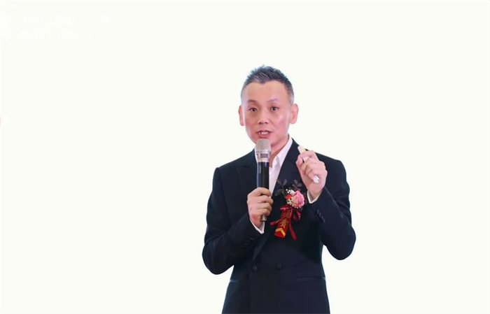 逆势上扬超越无界2024书香门地集团经销商年会盛大启幕(图4)
