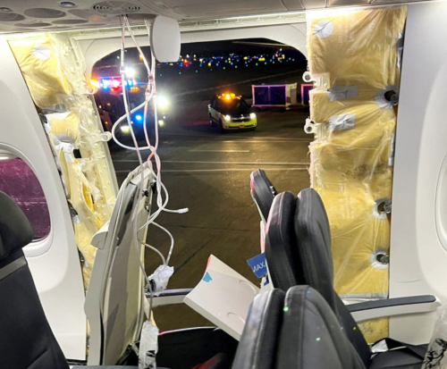 2024年波音12次事故后吹哨人出庭前“开枪自杀”(图3)