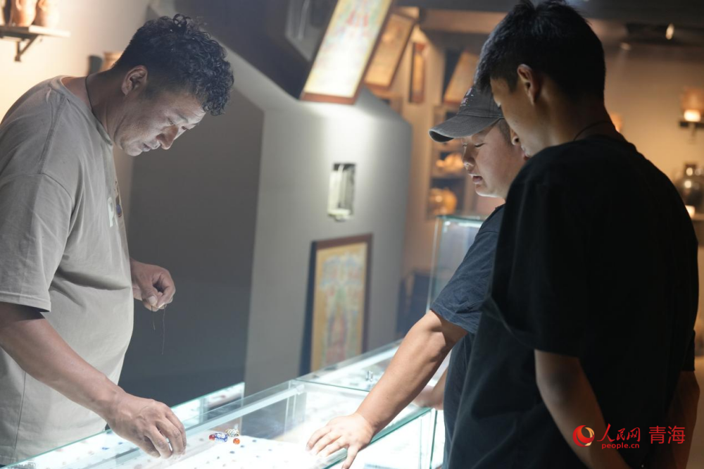 艺术创作叩开古堡门扉(图7)