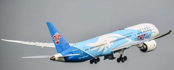 南航波音787突发重大事故！价值20亿可能无法修理到底咋回事
