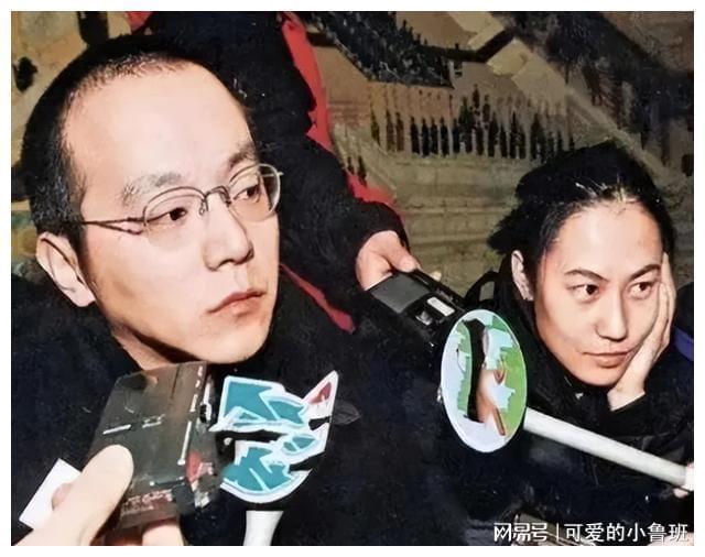 窦唯泼记者可乐、烧车说“他和王菲的婚姻是阴谋”是有原因的(图7)