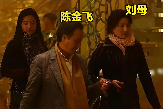 48小时4个瓜！主动发床照酒店3小时被“排挤”她“赢”了(图18)