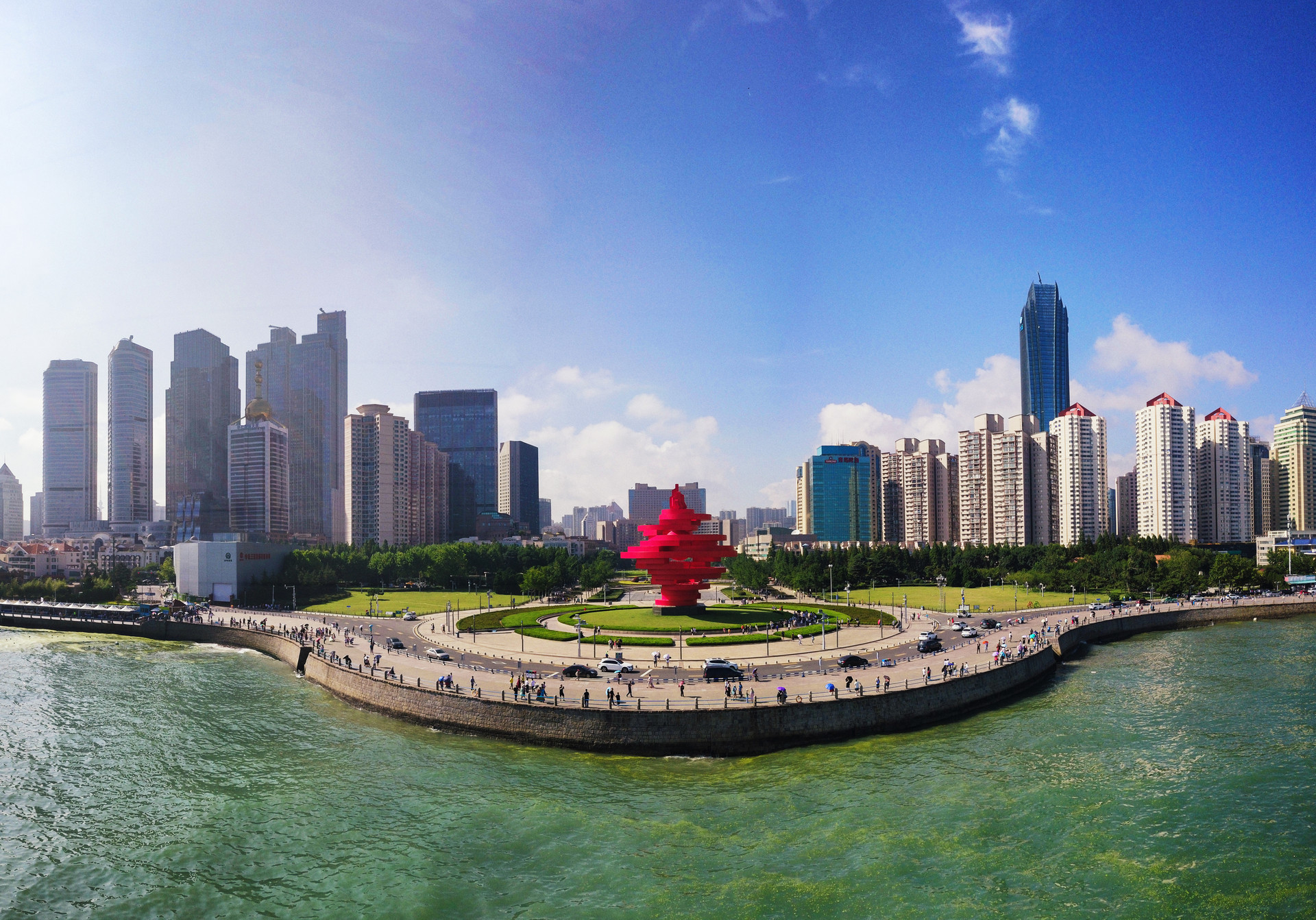 2025年青岛市实现城镇新增就业35万人扶持创业3万人(图1)