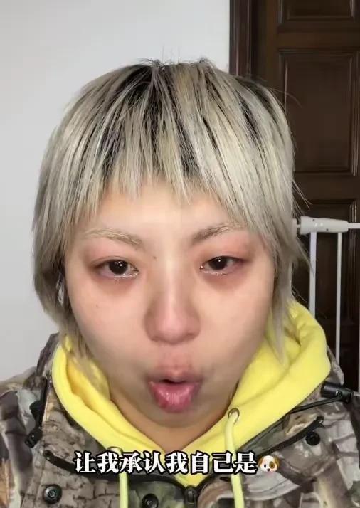 曝张大大酒店房间内非人虐待女员工、做事狠辣社会人员踹门恐吓(图8)