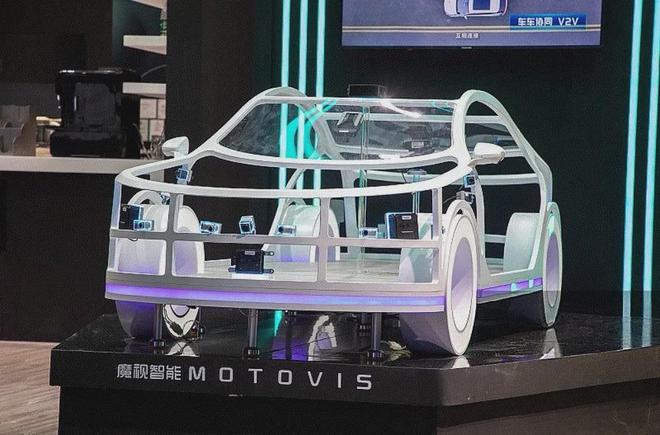 5000亿赛道重构！家居巨头们“不务正业”的跨界破局