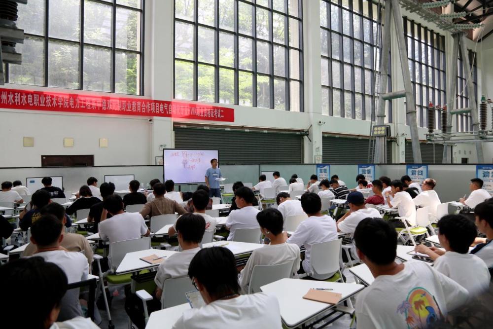 贵州水职院：“岗课赛证融通”育匠才职教创新谱新篇(图5)