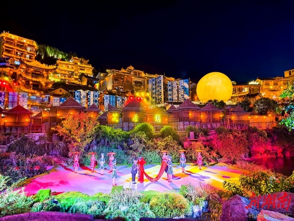 山河流彩大地焕新@湖南日报特刊(图3)